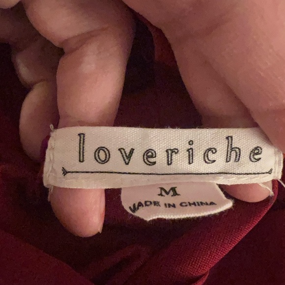 Elegant Burgundy Bell Sleeve Dress - Picture 4 of 4